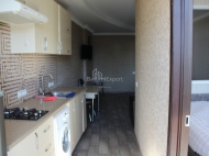 The apartment is located in the popular tourist area of ​​Batumi. In the area there are: school, pharmacies, supermarkets, restaurants, water park. 5 minutes walk from the sea. Photo 8