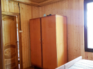 Продается дом с участком на берегу реки в пригороде Озургети, Грузия. На большом земельном участке фруктовый и ореховый сад. Фото 7