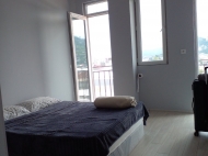 Renovated аpartment for sale with furniture in Batumi, Georgia. Flat with mountains and сity view. Photo 5