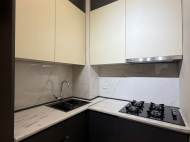 Renovated flat for sale in a quiet district of Tbilisi, Georgia. Photo 7