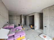 Flat for sale in Batumi on the ground floor black carcass Photo 6