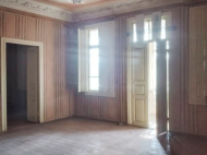 House for sale with a plot of land in Samtredia, Georgia. Near the river. Orchard. Walnut garden. Greenhouse. Photo 3