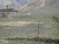 Участок в Степанцминда. Купить земельный участок с видом на горы Степанцминда, Грузия. Фото 2