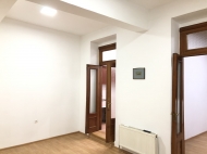 Urgently for sale in old Batumi, apartment with basement, Adjara Georgia Photo 2
