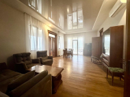 იყიდება კერძო სახლი მიწის ნაკვეთით ციხისძირში, საქართველო. ფოტო 9