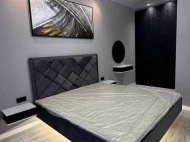 Flat for sale in Tbilisi, Georgia. The apartment has good modern renovation. Photo 6