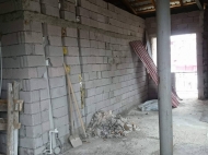 იყიდება ბინა ბათუმში შავი კარკასის მდგომარეობაში ფოტო 14