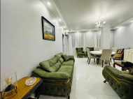 იყიდება გარემონტებული ბინა ავეჯით მთების ხედით. ბათუმი. საქართველო. ფოტო 2