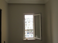 Продается квартира в двух уровнях по выгодной цене, в центре Батуми у моря Фото 11