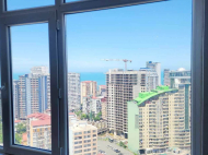 Renovated flat to sale of the new high-rise residential complex  in Batumi, Georgia. Sea View. The apartment has modern renovation and furniture. Photo 6