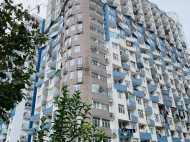 House by the sea on New boulevard in Batumi. Apartments in a new residential building by the sea on Inasaridze St., center of Batumi, Georgia. Photo 5