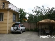 Продается частный дом в Батуми. Авторемонтная мастерская на оживленной трассе в Батуми, Грузия. Действующий бизнес. Фото 1