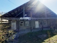 Продается частный дом с земельным участком в Карели, Грузия. Фото 1
