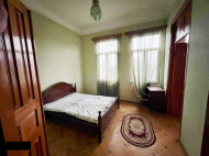 Продается дом с земельным участком в Поти, Грузия. Фото 1