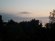 Участок с видом на море и город. Махинджаури, Аджария, Грузия. Фото 1