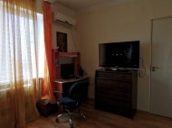 Продается 2-комнатная квартира в Тбилиси, авиагородок Фото 7