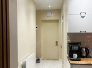 იყიდება გარემონტებული ბინა ზღვის ხედით და ავეჯით. ბათუმი. საქართველო. ფოტო 4