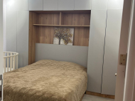 სასწრაფოდ იყიდება ბინა რემონტით ლერმონტოვის ქუჩაზე ბათუმში საქართველო ფოტო 8