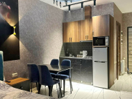 იყიდება გარემონტებული ბინა ავეჯით, ბათუმი. საქართველო. ფოტო 6