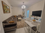 იყიდება ბინა ქალაქის ცენტრში ზღვასთან. ბათუმი. საქართველო. ფოტო 3