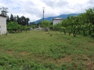 Участок на продажу в Хелвачаури. Продается земельный участок с видом на горы в Хелвачаури, Аджария, Грузия. Фото 1