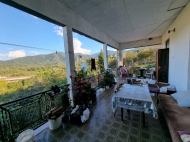 Продается частный дом с земельным участком в Цкаврока, Грузия. Фото 2