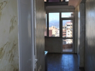 Renovated flat for sale in a quiet district of Batumi, Georgia. Photo 2