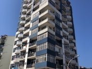 "MODERN HOUSE" 14-storey luxury house on the King Parnavaz St., corner of the S.Himshiashvili St. in the center of Batumi. Photo 1