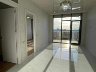 იყიდება გარემონტებული ბინა ქალაქის წყნარ რაიონში. ბათუმი. საქართველო. ფოტო 3