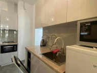 იყიდება ბინა ქალაქის ცენტრში ზღვასთან. ბათუმი. საქართველო. ფოტო 8