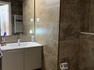 ბინა ბათუმში რემონტით ფოტო 5