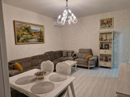 იყიდება ბინა ქალაქის ცენტრში ზღვასთან. ბათუმი. საქართველო. ფოტო 2