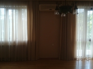Flat ( Apartment ) to sale in Old Batumi near the park. The apartment has modern renovation, all necessary equipment and furniture. Photo 2