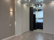 Renovated flat for sale in a quiet district of Tbilisi, Georgia. Photo 8